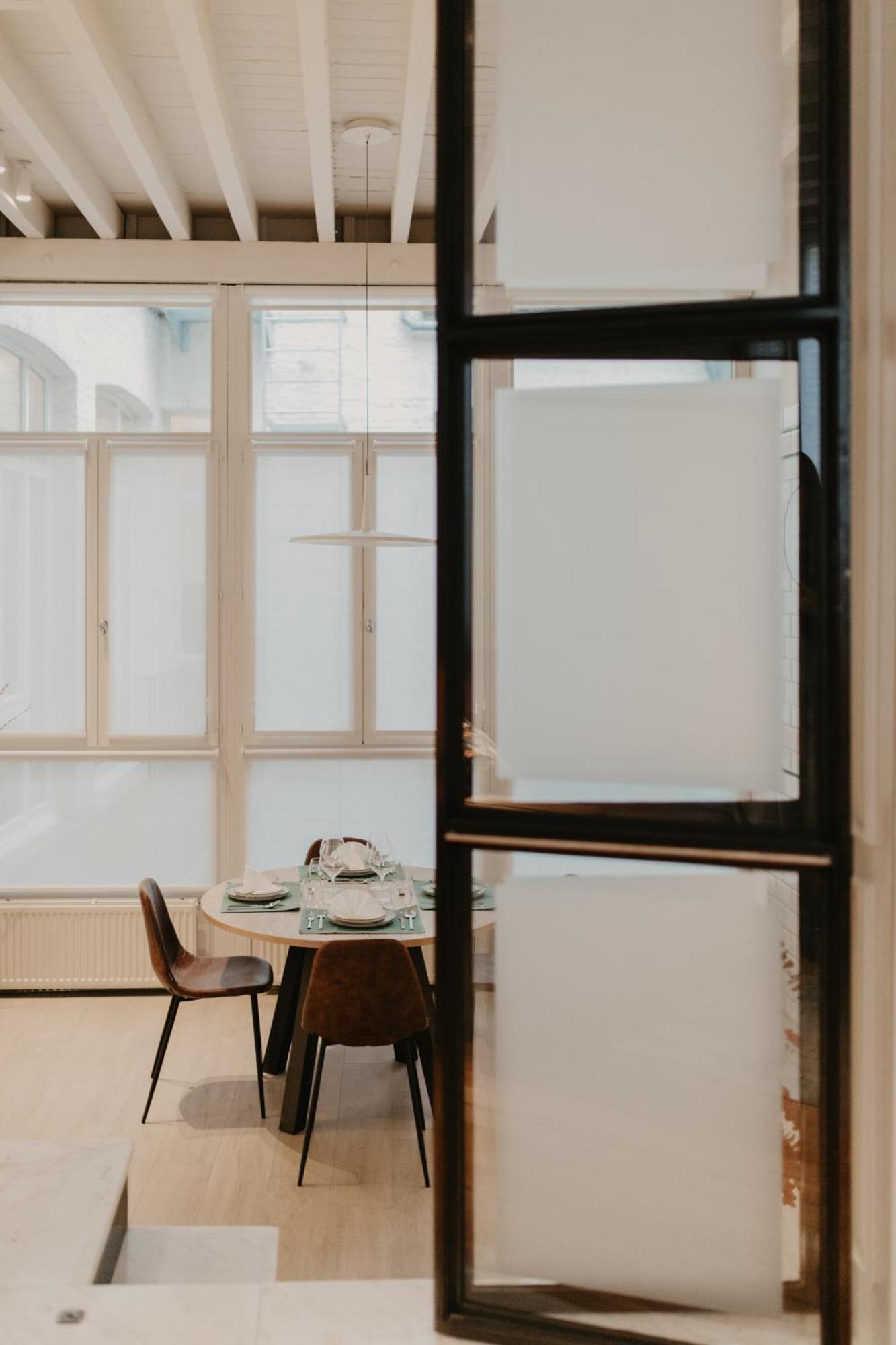 Blue Bird Residence Suite Moriaan Antwerpen Eksteriør bilde