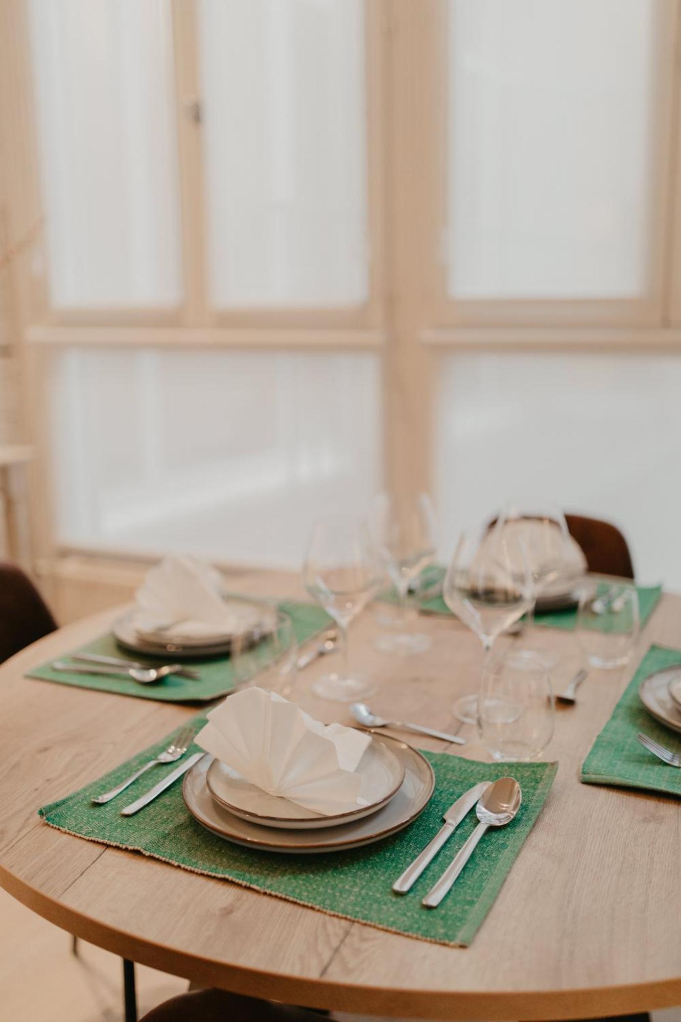 Blue Bird Residence Suite Moriaan Antwerpen Eksteriør bilde